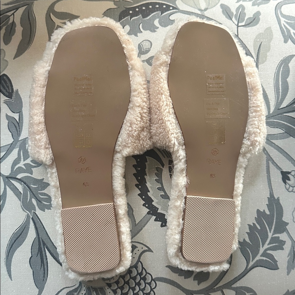 RAYE Shearling Slides - image 3